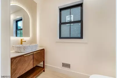 233 Cranford Ave, Cranford Township, NJ 07016 - Photo 17