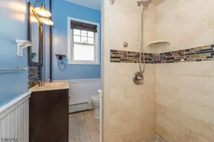 33 Glendale St, Nutley, NJ 07110 - Photo 7