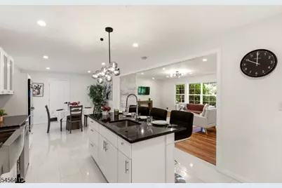 496 Seven Oaks Ct, Orange, NJ 07050 - Photo 15