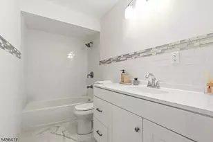 496 Seven Oaks Ct, Orange, NJ 07050 - Photo 19