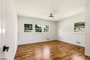 496 Seven Oaks Ct, Orange, NJ 07050 - Photo 21