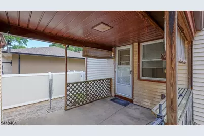 212 Stoughton Ave, Cranford Township, NJ 07016 - Photo 25