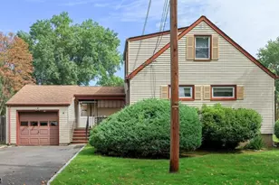 212 Stoughton Ave, Cranford Township, NJ 07016 - Photo 5