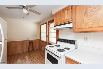 212 Stoughton Ave, Cranford Township, NJ 07016 - Photo 13