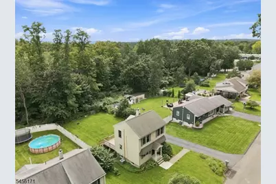 26 Mount Arlington Rd, Roxbury Township, NJ 07852 - Photo 3