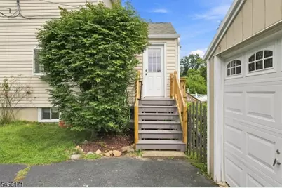 26 Mount Arlington Rd, Roxbury Township, NJ 07852 - Photo 29