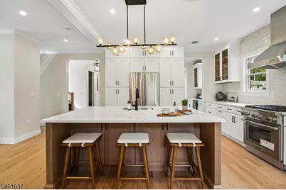 126 Hickson Dr, New Providence, NJ 07974 - Photo 9