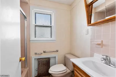 106 Summit Ave, Bloomfield, NJ 07003 - Photo 25