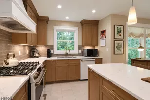 37 Spring Garden Dr, Madison, NJ 07940 - Photo 5
