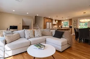 37 Spring Garden Dr, Madison, NJ 07940 - Photo 9