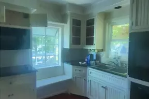 265 S Main St, Raritan Township, NJ 08822 - Photo 11