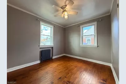 614 Mola Blvd, Elmwood Park, NJ 07407 - Photo 9