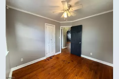 614 Mola Blvd, Elmwood Park, NJ 07407 - Photo 11