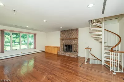 193 Walnut St, Livingston, NJ 07039 - Photo 21