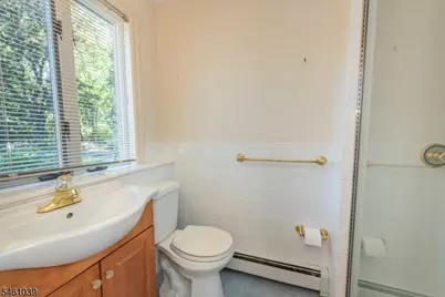 193 Walnut St, Livingston, NJ 07039 - Photo 25
