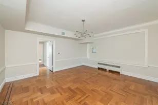 9 Vernon Ave, Newark, NJ 07108 - Photo 5
