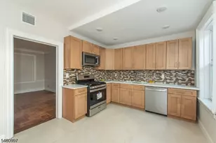 9 Vernon Ave, Newark, NJ 07108 - Photo 7