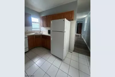 379 Straight St, Paterson, NJ 07501 - Photo 9