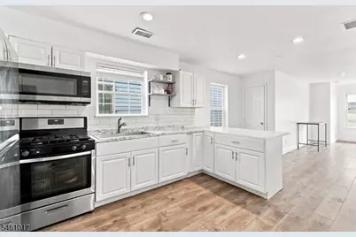 224 Pine St, Elizabeth, NJ 07206 - Photo 31
