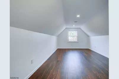 217 Heywood Ave, Orange, NJ 07050 - Photo 9