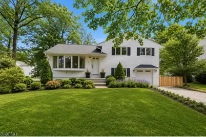 10 Cornell Pl, Chatham, NJ 07928 - Photo 1