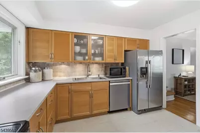 10 Cornell Pl, Chatham, NJ 07928 - Photo 7