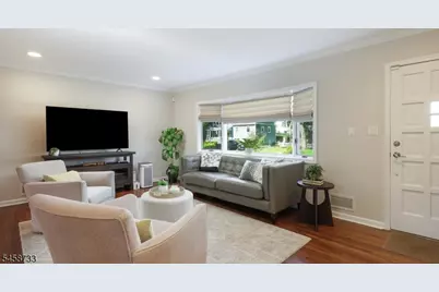 34 Moss Ave, Westfield, NJ 07090 - Photo 5