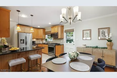 34 Moss Ave, Westfield, NJ 07090 - Photo 9
