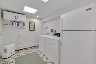 41 Dexter Dr N, Bernards Township, NJ 07920 - Photo 23