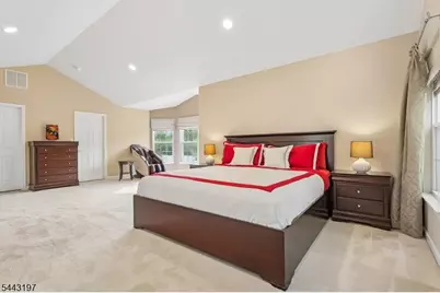 9 Rue Cezanne, Franklin Township, NJ 08873 - Photo 33