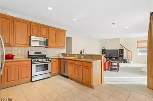 9 Rue Cezanne, Franklin Township, NJ 08873 - Photo 15