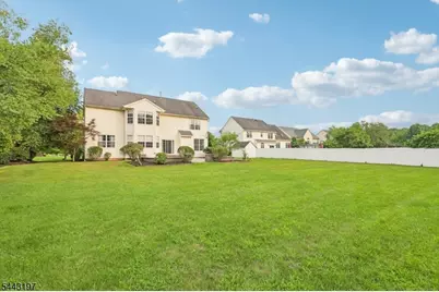 9 Rue Cezanne, Franklin Township, NJ 08873 - Photo 37