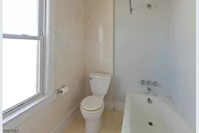 29 Luddington Ave, Clifton, NJ 07011 - Photo 19