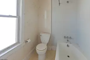 29 Luddington Ave, Clifton, NJ 07011 - Photo 19