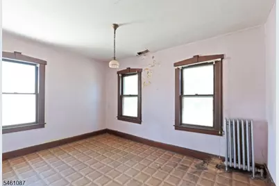 29 Luddington Ave, Clifton, NJ 07011 - Photo 15