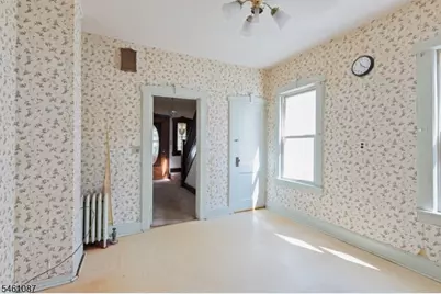 29 Luddington Ave, Clifton, NJ 07011 - Photo 9