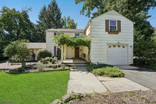1 Seneca Pl, Montclair, NJ 07043 - Photo 1