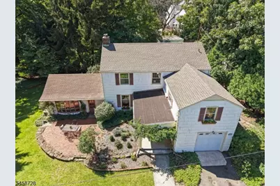 1 Seneca Pl, Montclair, NJ 07043 - Photo 37