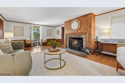 1 Seneca Pl, Montclair, NJ 07043 - Photo 9