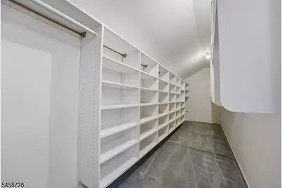 1 Seneca Pl, Montclair, NJ 07043 - Photo 27