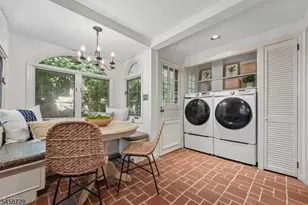 1 Seneca Pl, Montclair, NJ 07043 - Photo 17