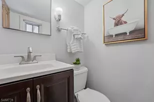 1 Seneca Pl, Montclair, NJ 07043 - Photo 19