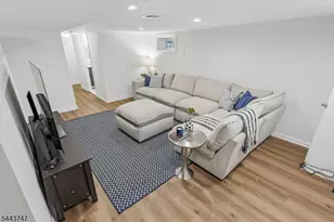 81 Hudson Ave, Maplewood, NJ 07040 - Photo 15