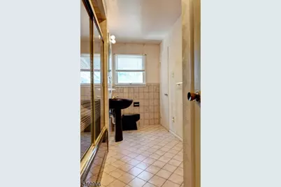 14 Apollo Dr, Jefferson Township, NJ 07438 - Photo 21