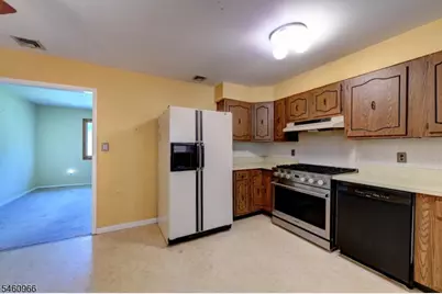 14 Apollo Dr, Jefferson Township, NJ 07438 - Photo 9