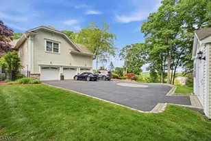 4 Winthrop Gait Rd, Sparta Township, NJ 07871 - Photo 37