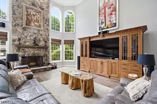 4 Winthrop Gait Rd, Sparta Township, NJ 07871 - Photo 13