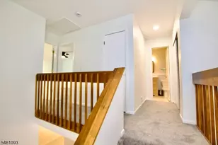 32 Rhea Run, Hampton Township, NJ 07860 - Photo 13