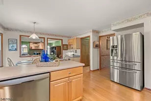 23 Milburn Dr, Hillsborough Township, NJ 08844 - Photo 19