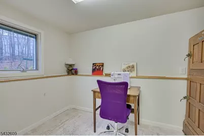 8 Adelphi Ct, Edison, NJ 08837 - Photo 27